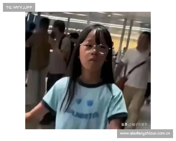 “丑基因”太强势,妈妈是神颜也拯救不了,孩子照样凸嘴小眼塌鼻 “丑基因”太强势,妈妈是神颜也拯救不了,孩子照样凸嘴小眼塌鼻